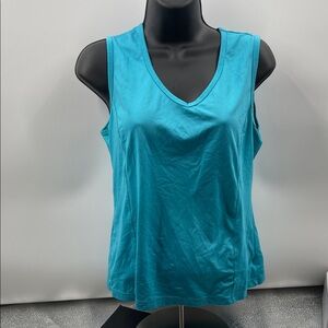 2.8.26 Champion V-neck Turquoise Tank Top (L)